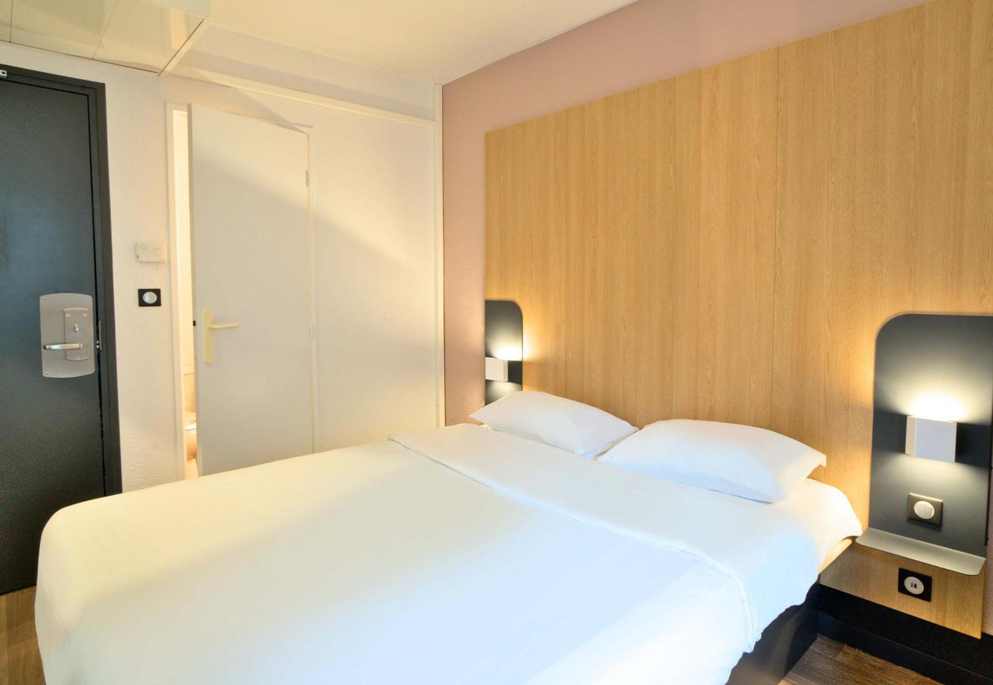 B&B Hotel Dreux Centre מראה חיצוני תמונה